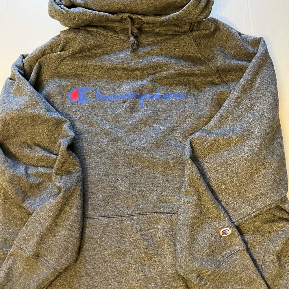 Champion Heather Gray Men's Sweater